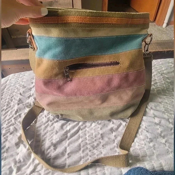 Women's Shoulder Bag , Canvas Cross Body, Durable Multi Color Striped Tote - Picture 6 of 7